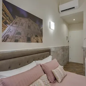 Navona Charme Guest house Rome