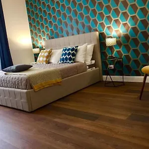 Aweshomeitaly - Vintage Guest house Pisa