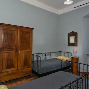 Eugenia Bed & Breakfast