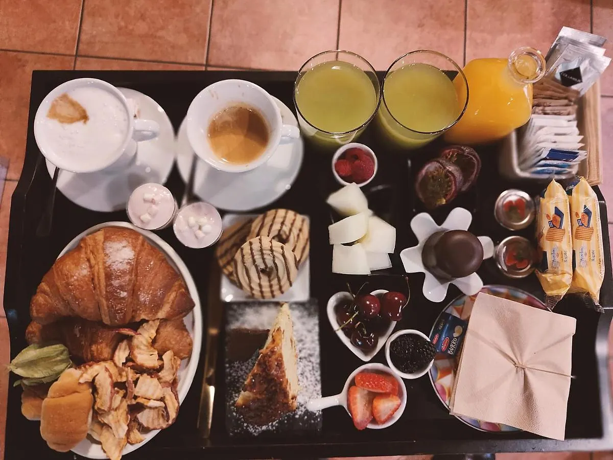 Veronetta House Bed & Breakfast Verona