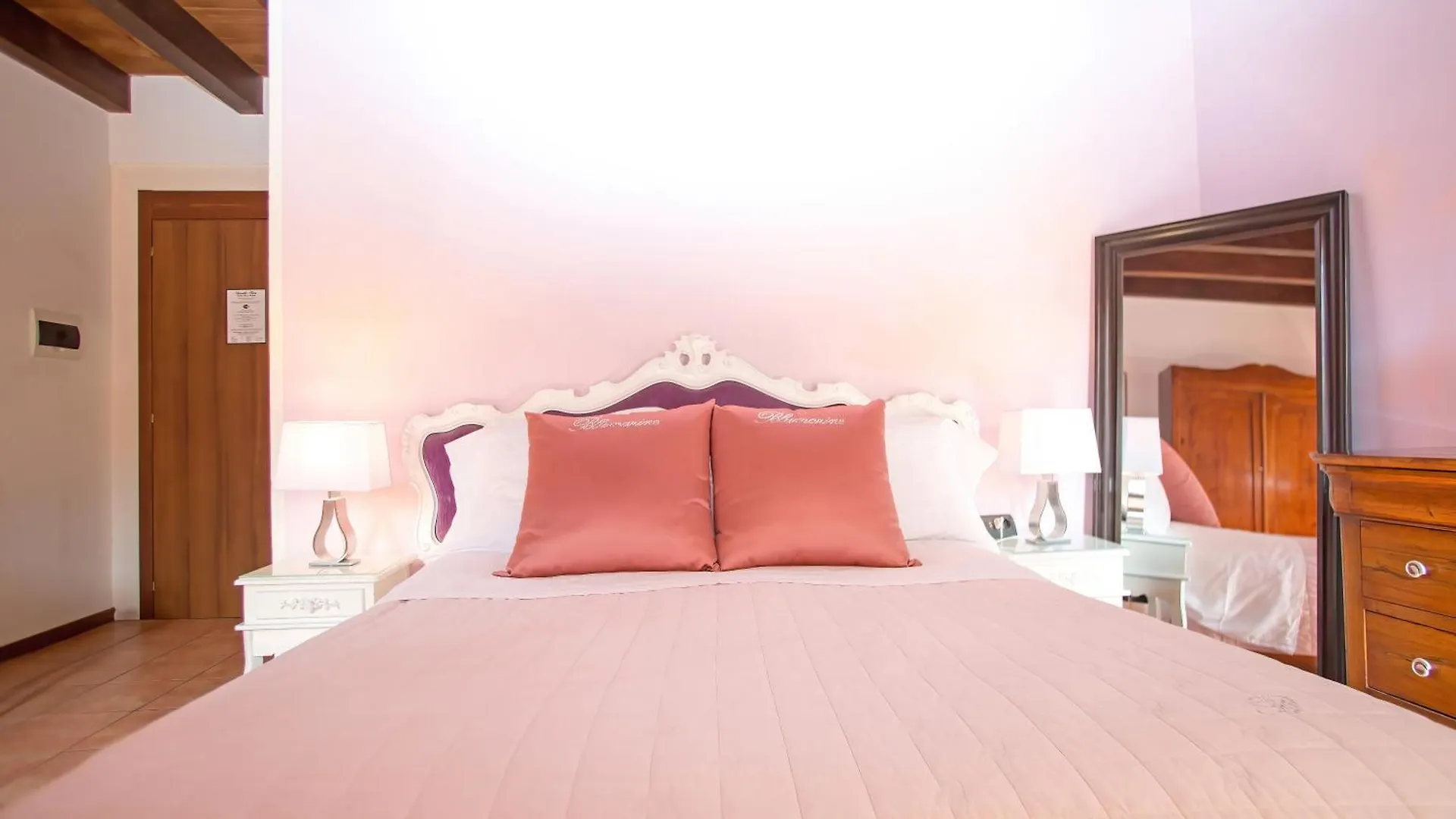 Veronetta House Bed & Breakfast Guest house Verona
